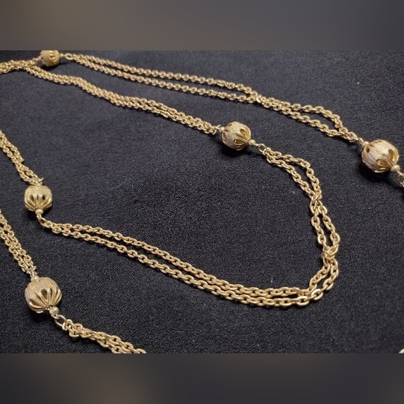 Gold Chain Necklace with Beaded Accents - Picture 4 of 9